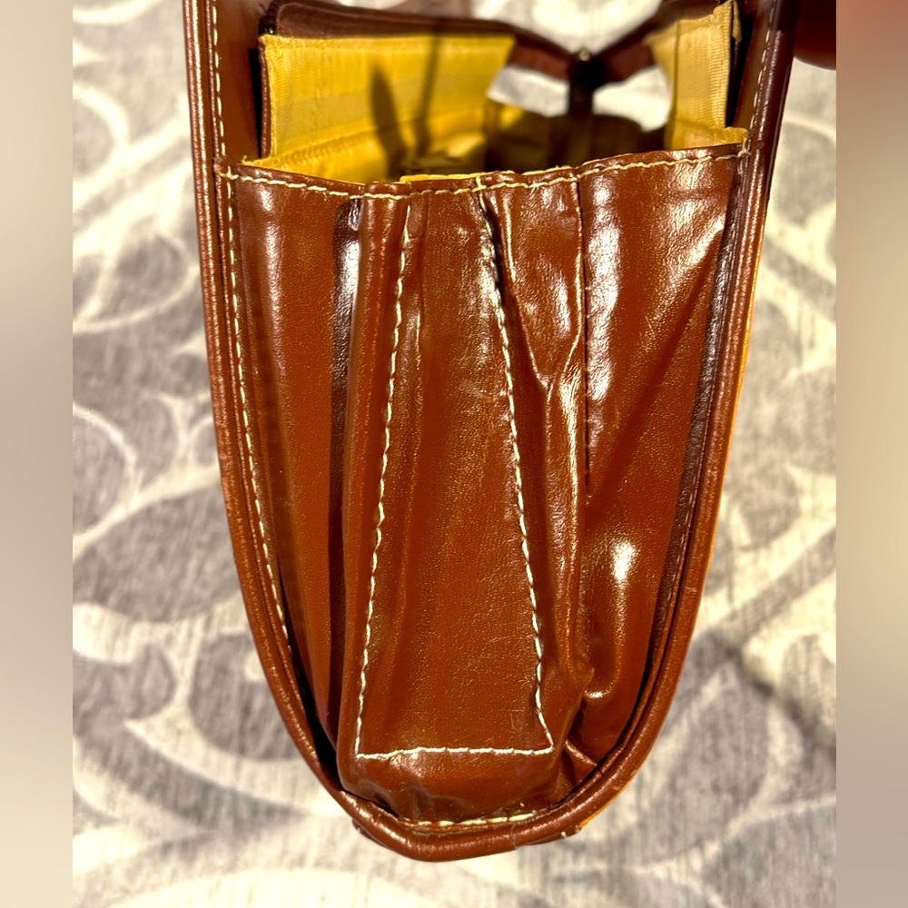 Gucci Vintage Leather Purse & Clutch Set - Picture 9 of 16